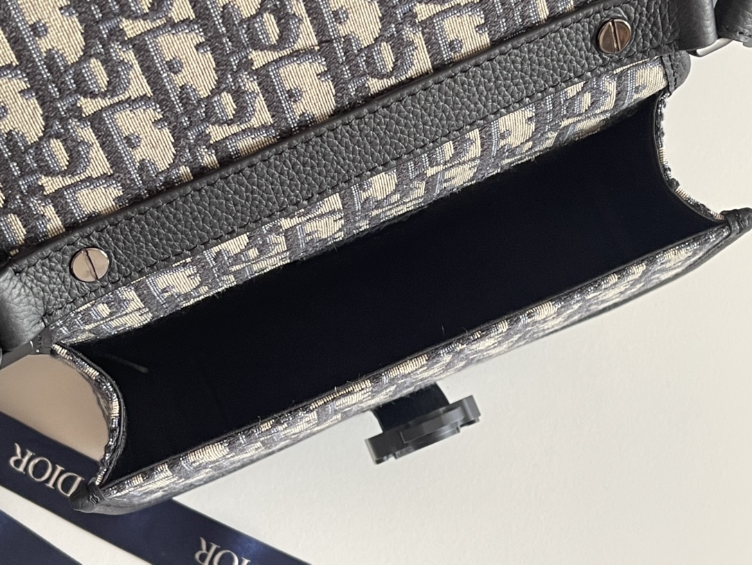 Dior 2022SS Gallop Mens Shoulder Bags 20.5*16*5cm