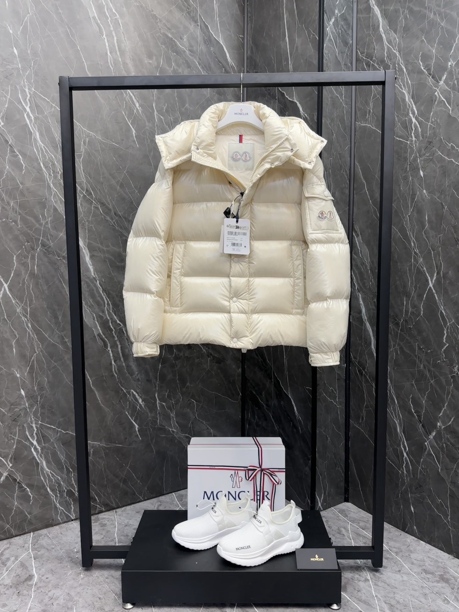 Moncler Maya 70 Down Jacket Size 1-5