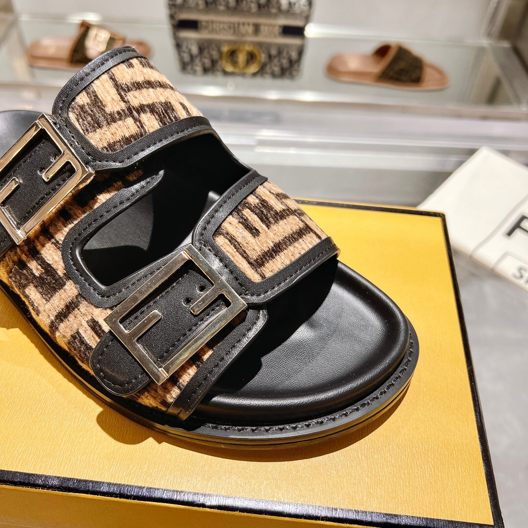 Fendi Slippers Size 36-45