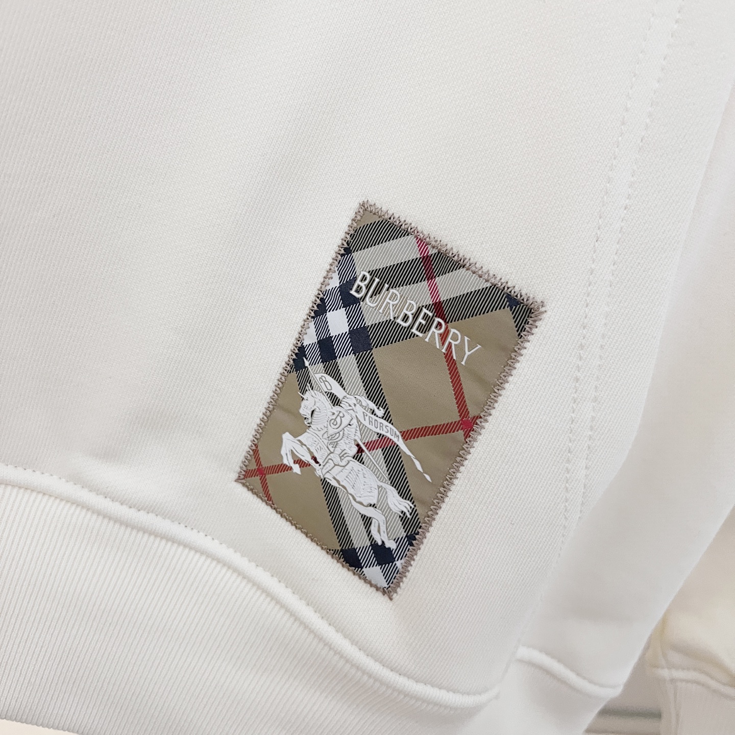 Burberry Unisex Sweatshirt Size S-XL