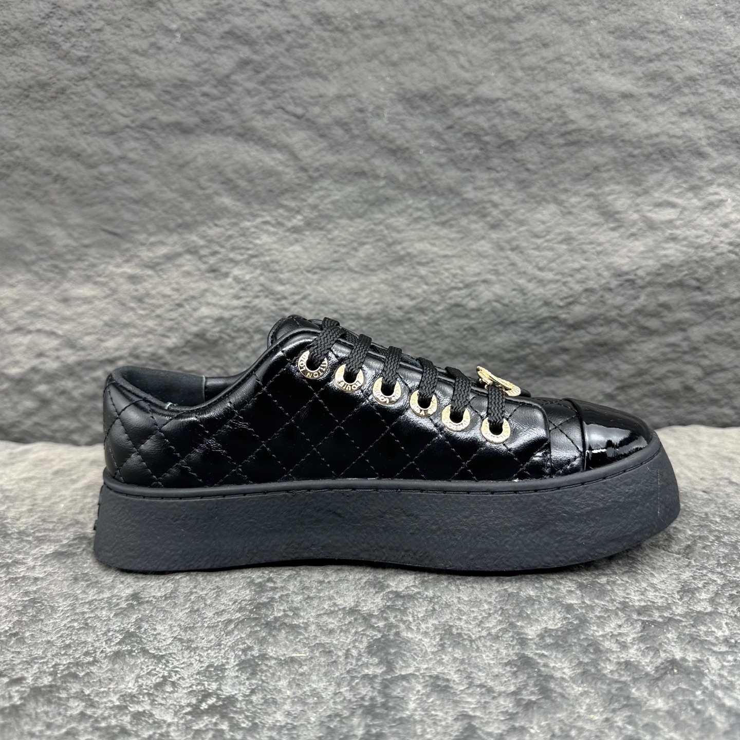 Chanel 2025ss Women Sneaker Size 35-40