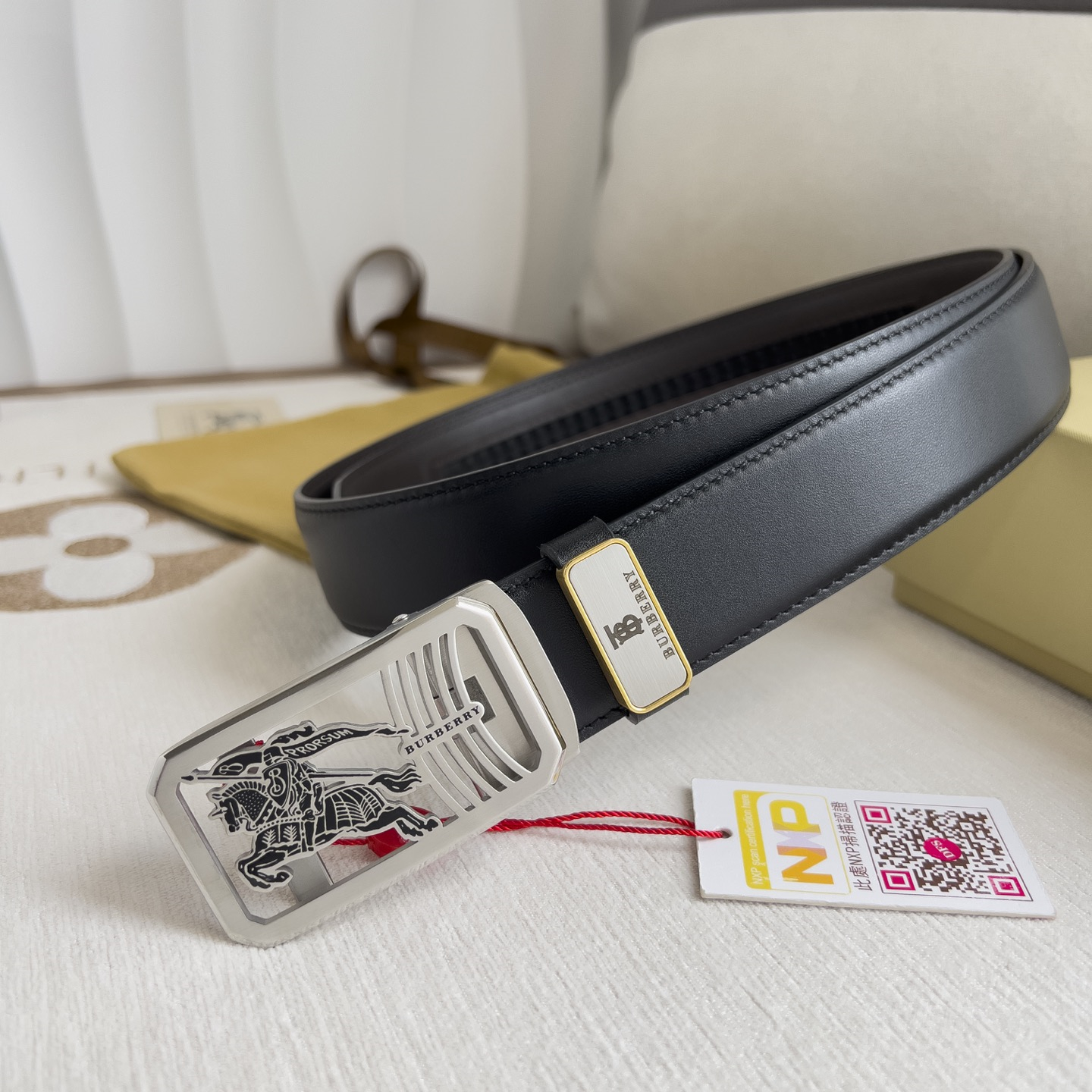 Burberry Mens Belt Width 3.5cm