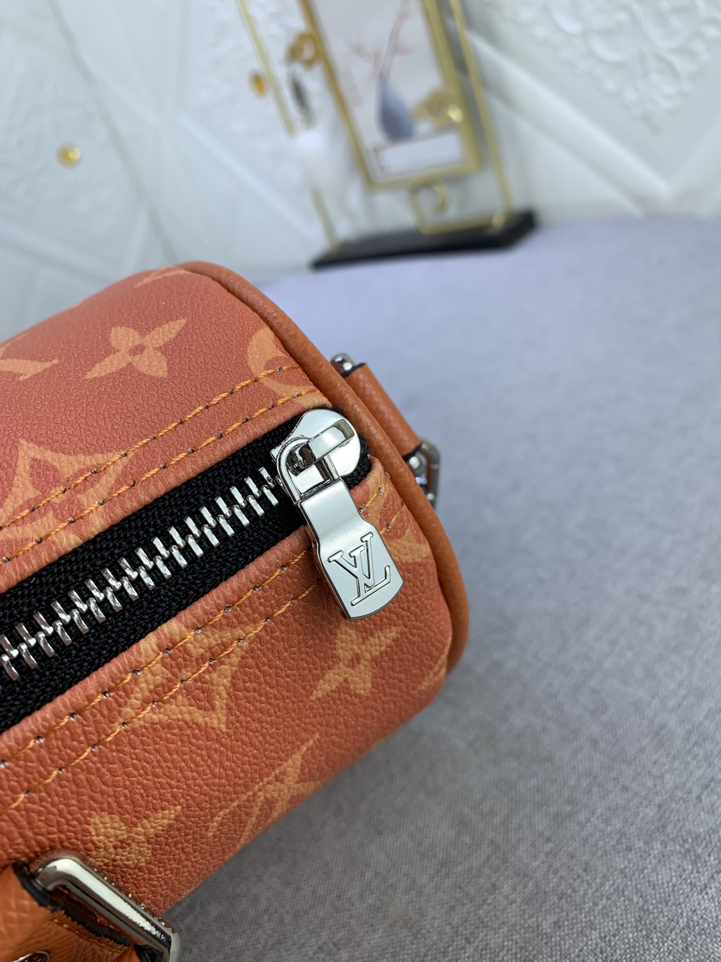 Louis Vuitton Keepall Bandoulière 25 Mens Shoulder Bags