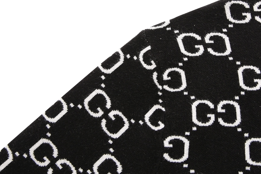 Gucci Unisex Sweatshirt Size S-XL