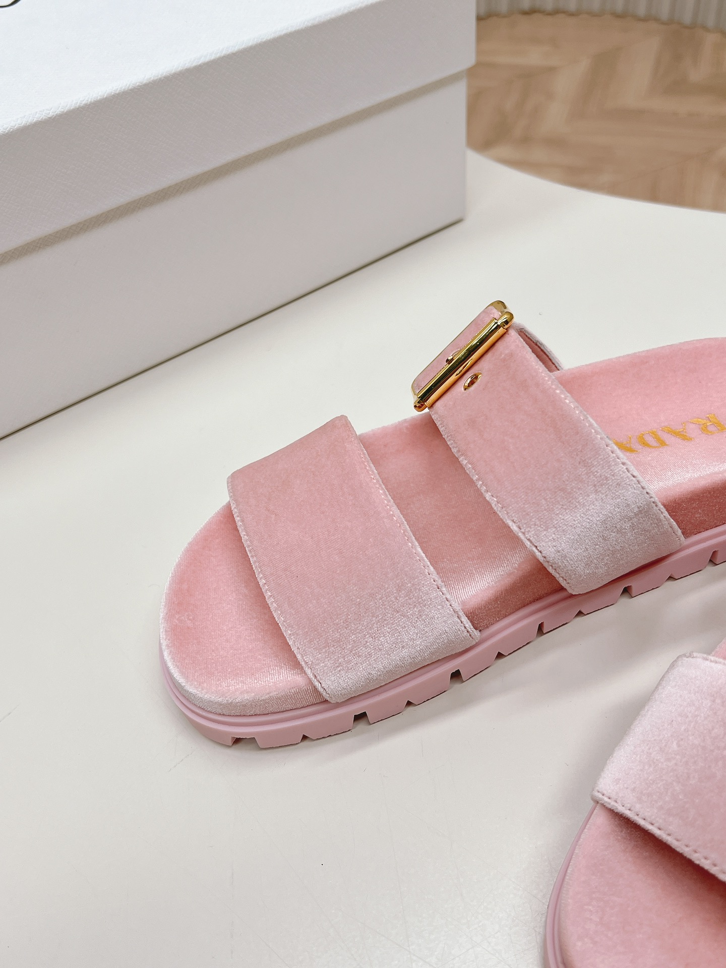 Prada 2024ss Slippers Size 36-40