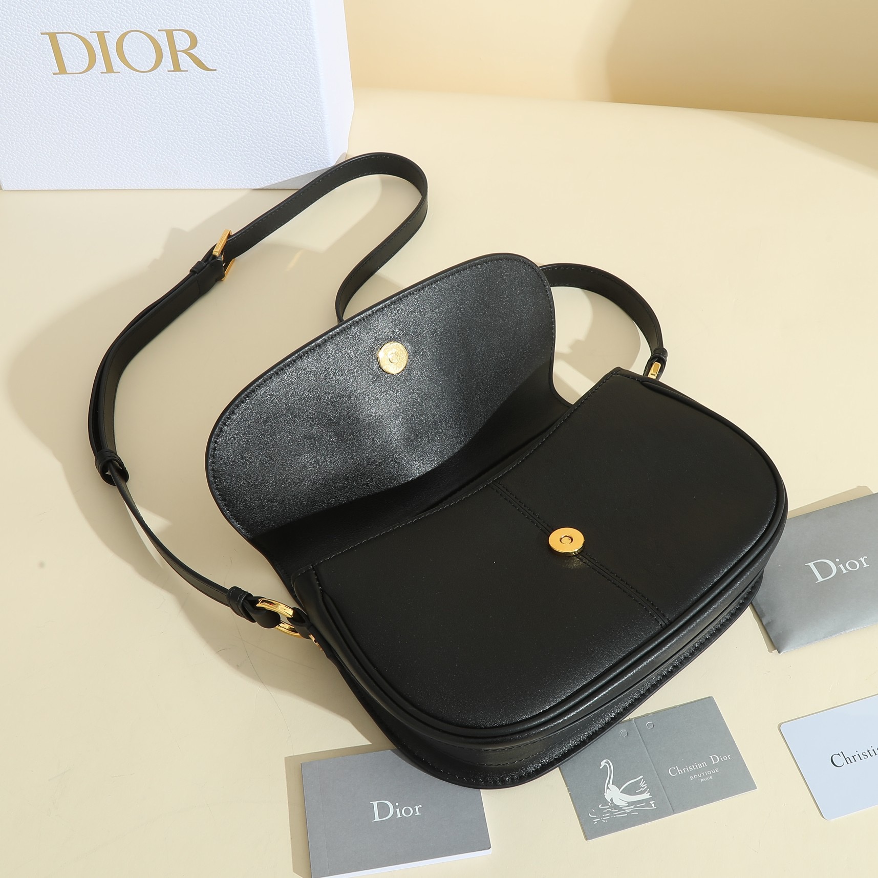Dior Kleine CD Besace Women Shoulder Bags 24*15*6cm