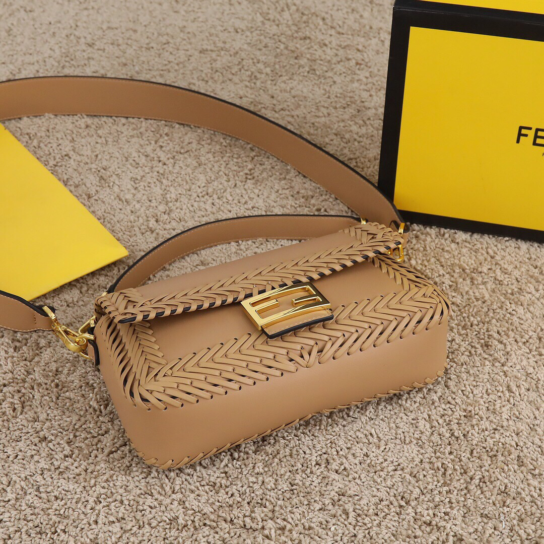 Fendi New Women Shoulder Bags 27*6*15cm