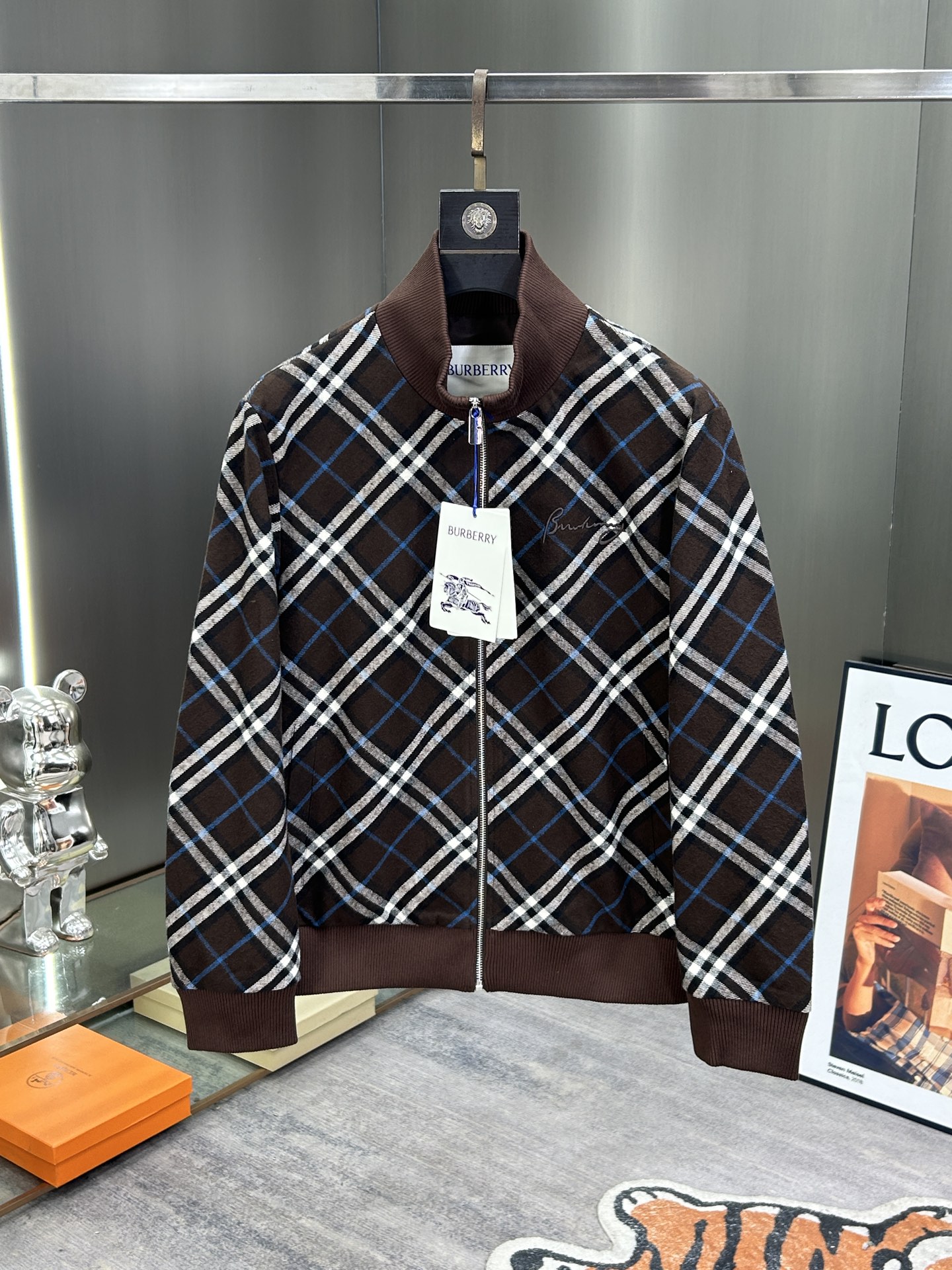 Burberry Unisex Jacket Size M-XXXL