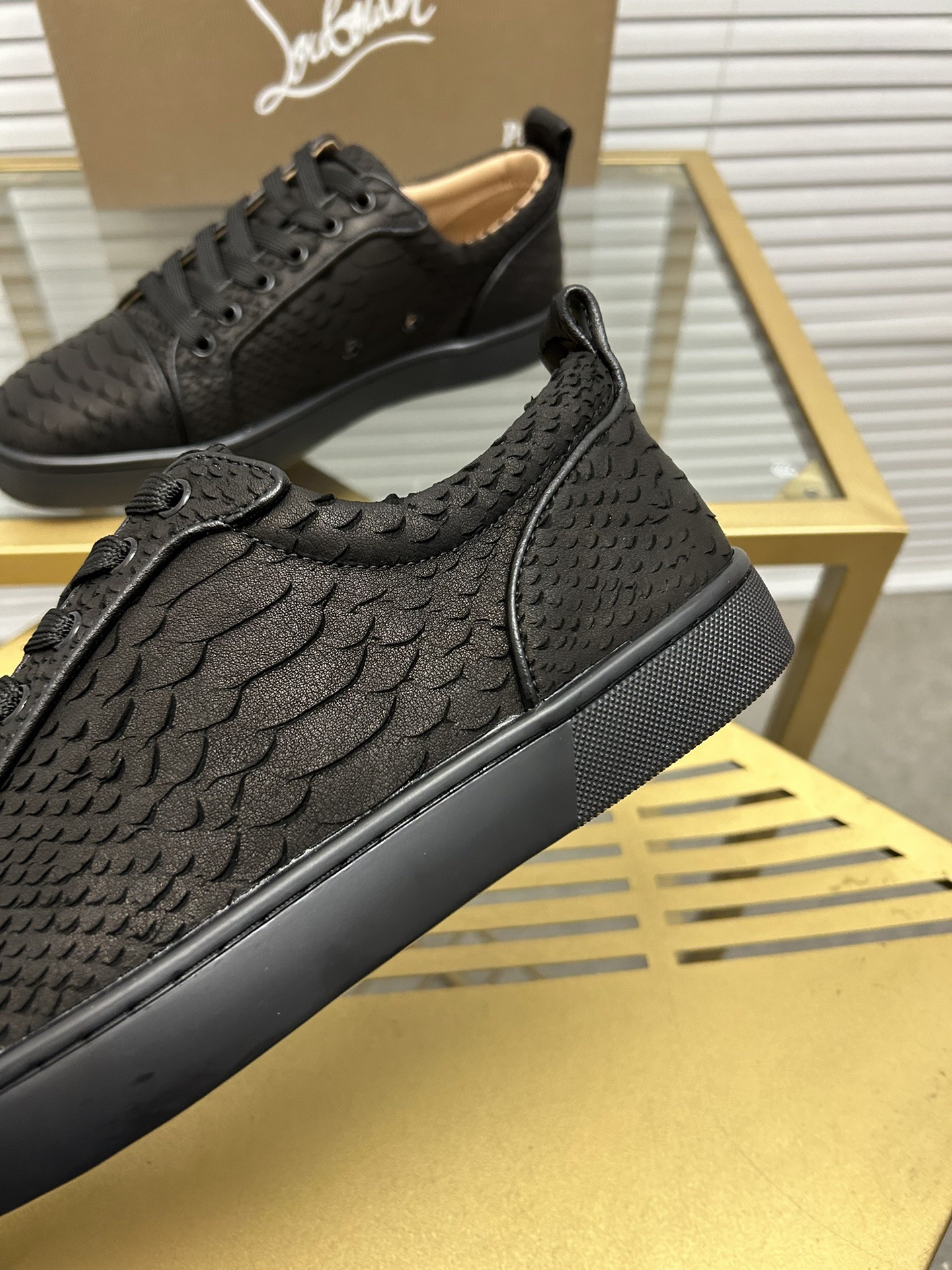 Christian Louboutin Sneaker Size 36-46