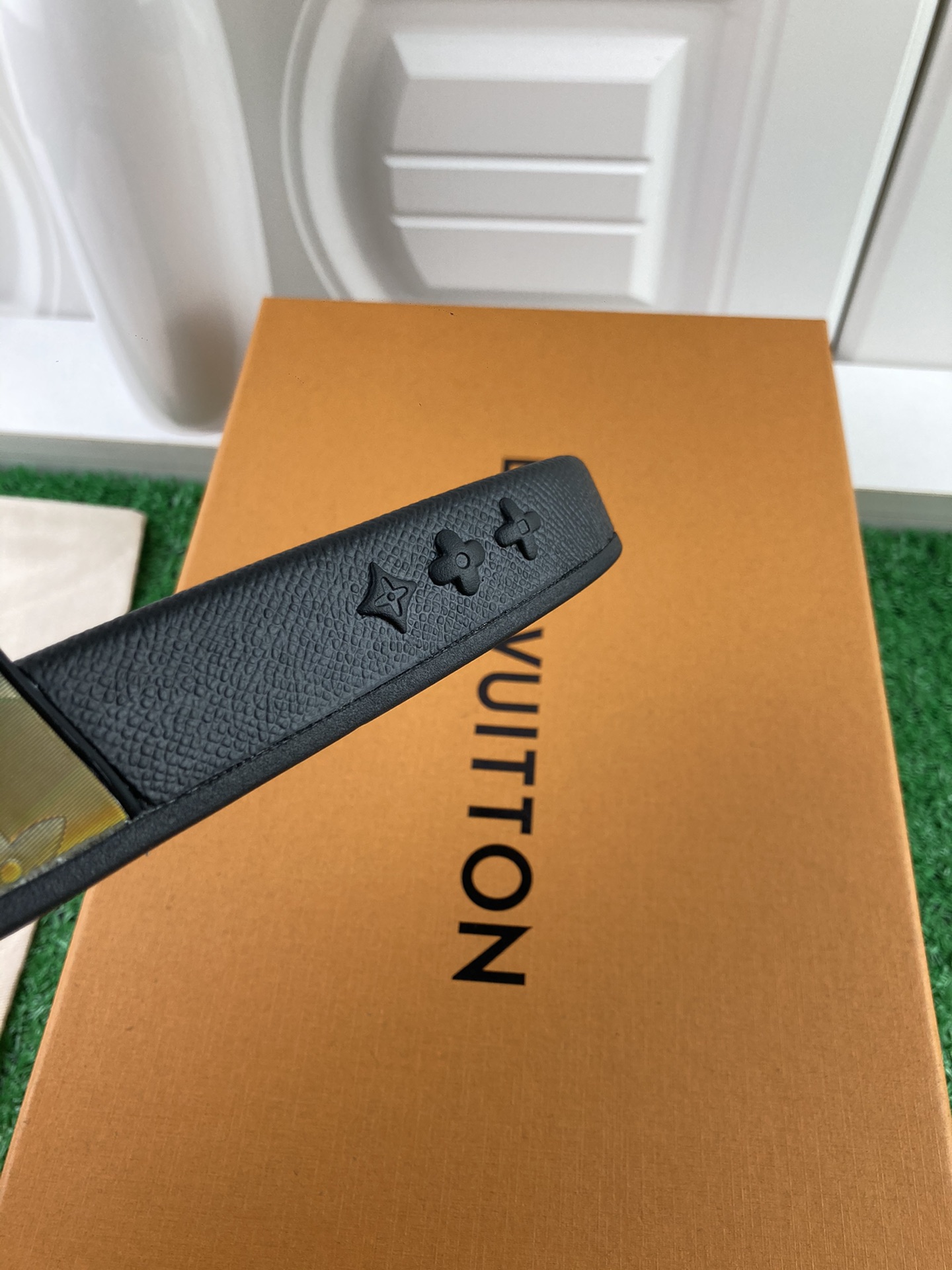 Louis Vuitton 2024ss Candy Series Slippers Size 36-45