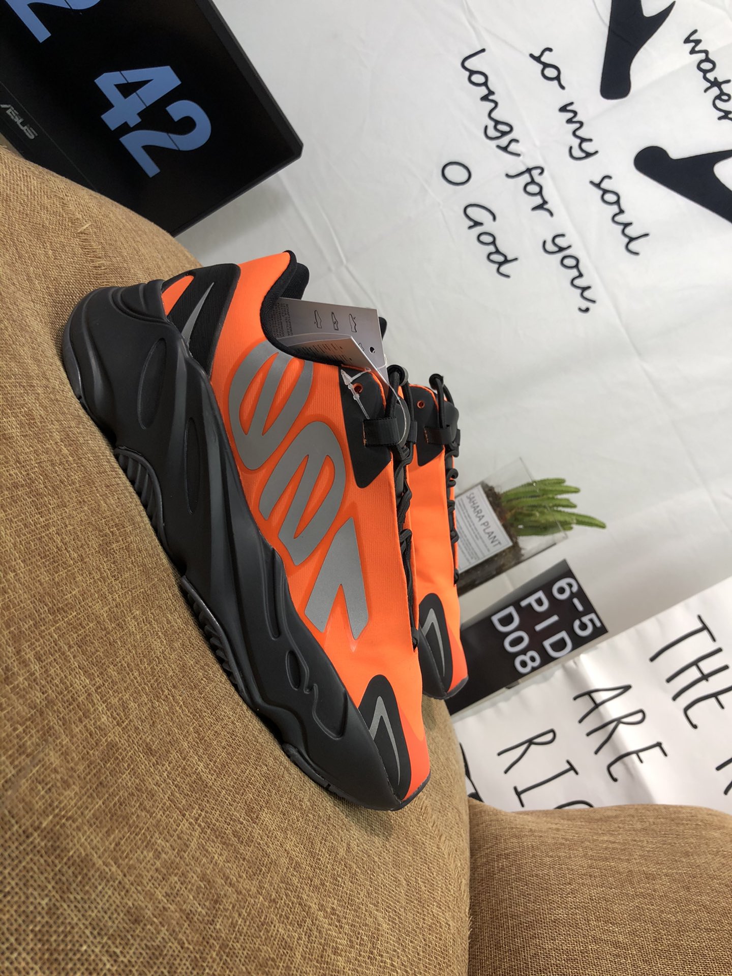 Yeezy 700 V2 Mens/Women's Sneakers Shoes 36 - 45