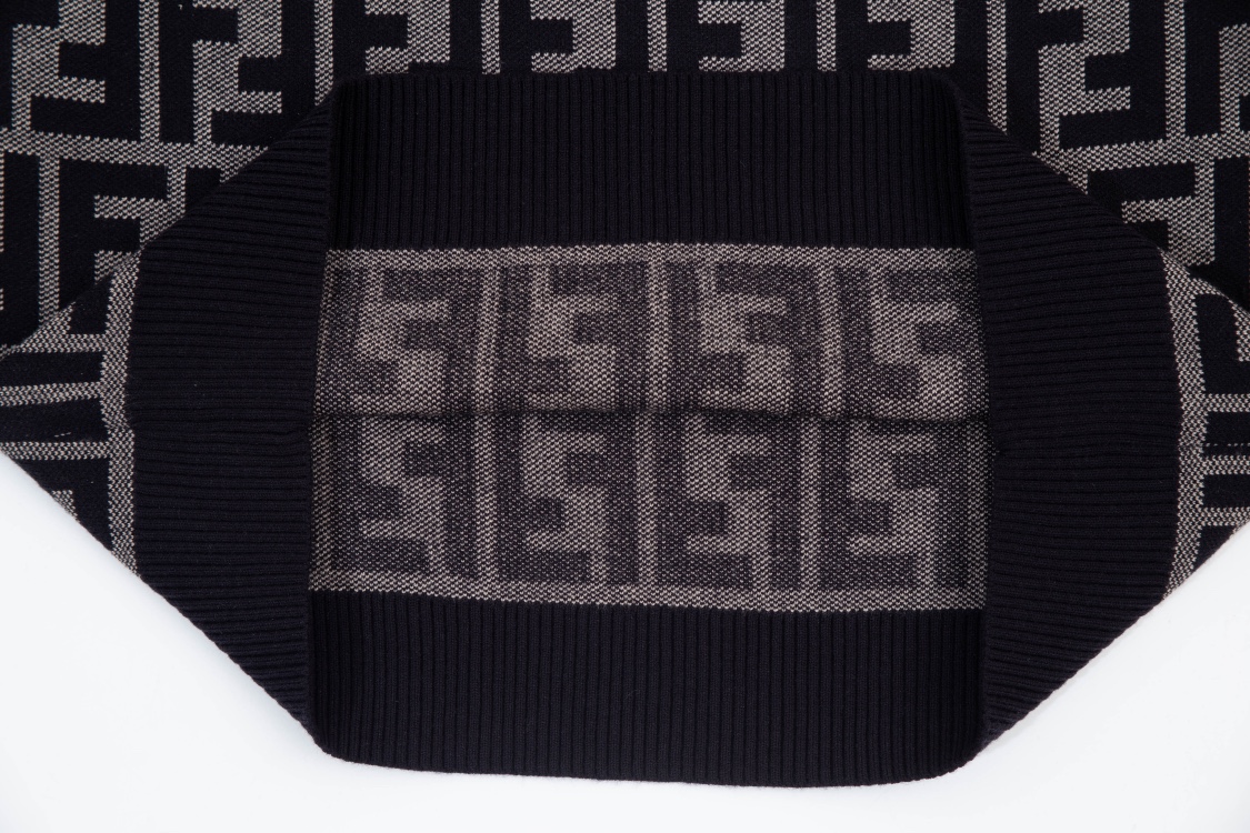 Fendi Unisex Sweatshirt Size S-XXL