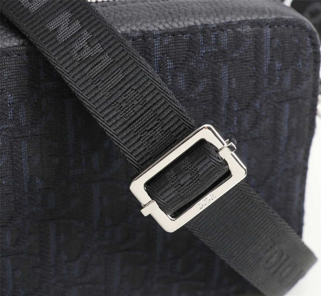 Dior Mens Shoulder Bags 17*12*6cm