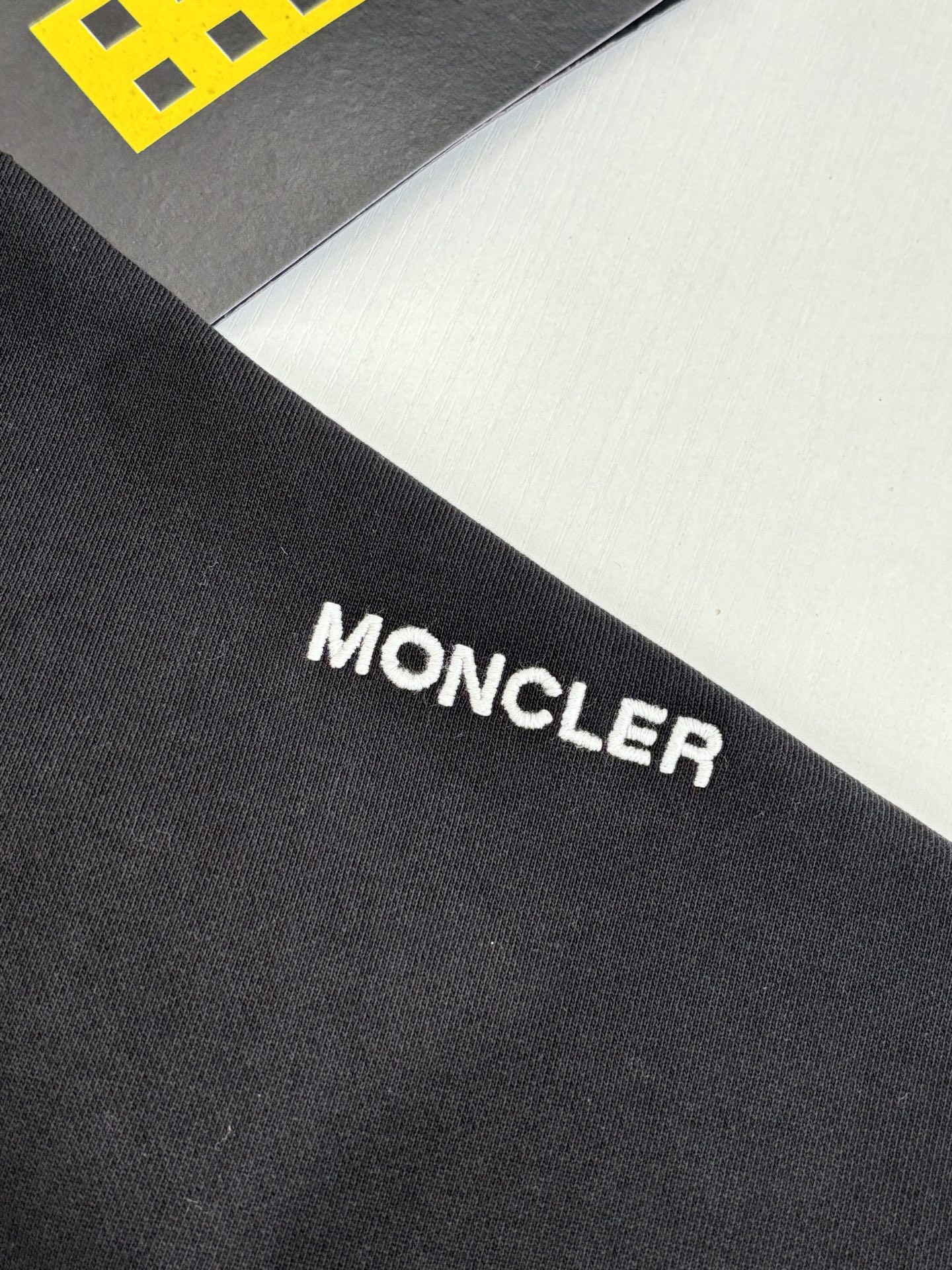 Moncler Unisex Sweatshirt Size S-XL