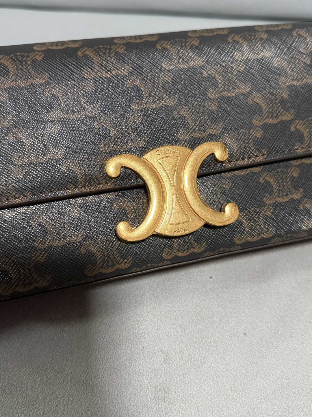 Celine 25ss Lulu Women Shoulder Bags Size 24*11.5*8cm