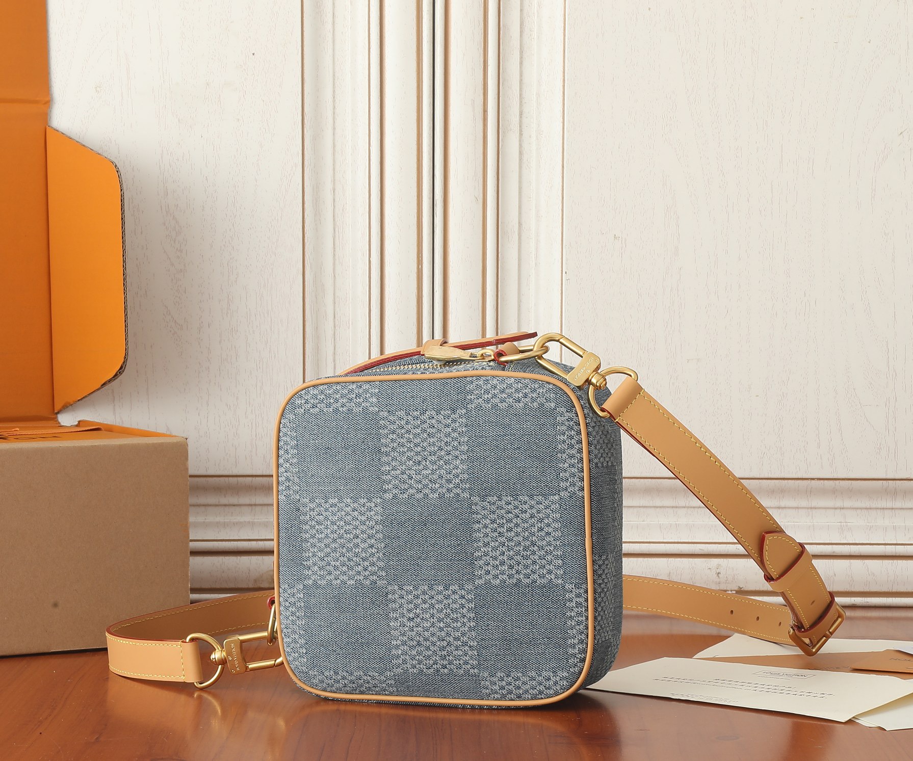 Louis Vuitton N40706 Chess Messenger Mens Shoulder Bags Size 24*24*8cm