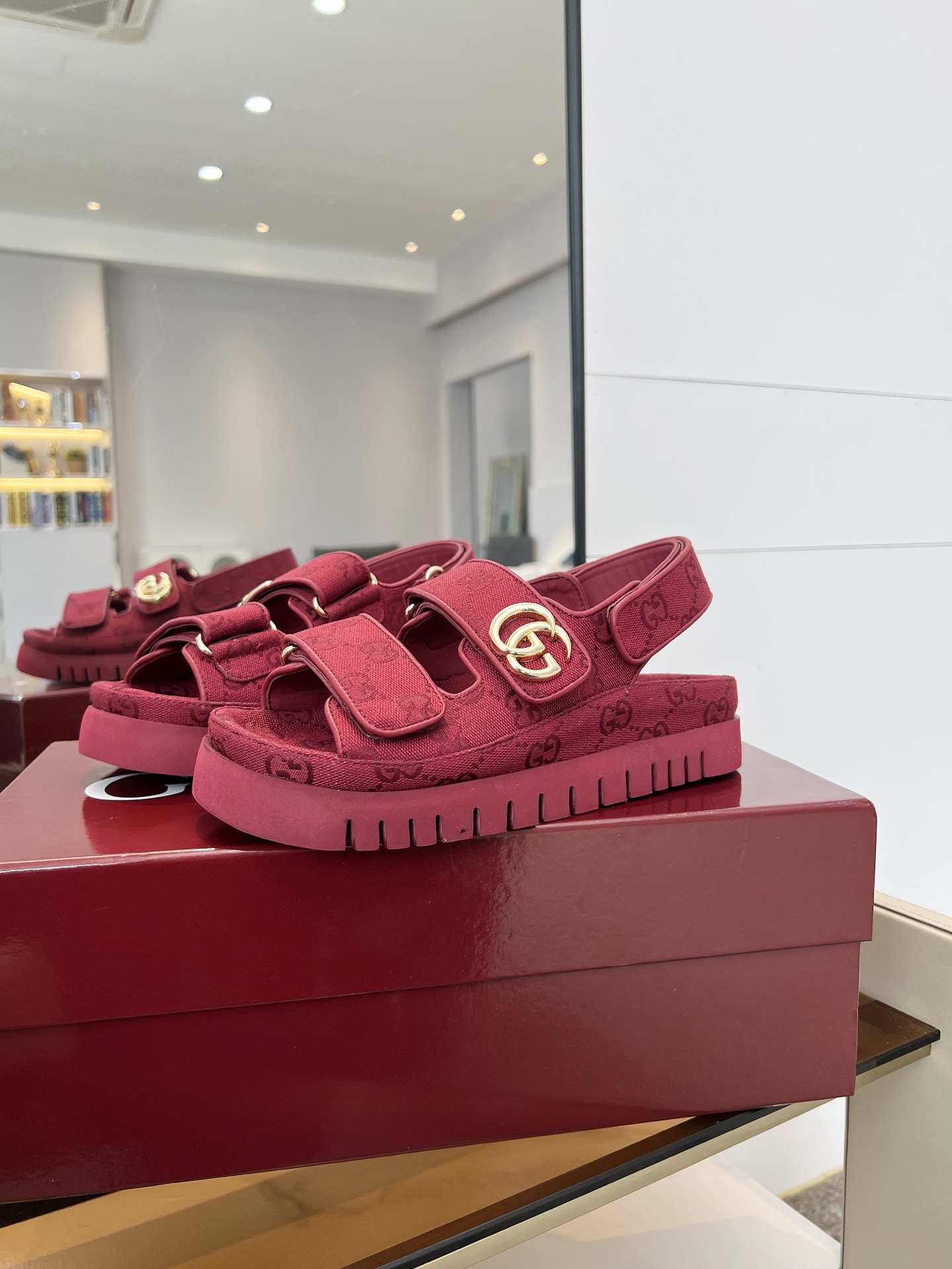 Gucci Women Thick soled Sandals Size 35-41