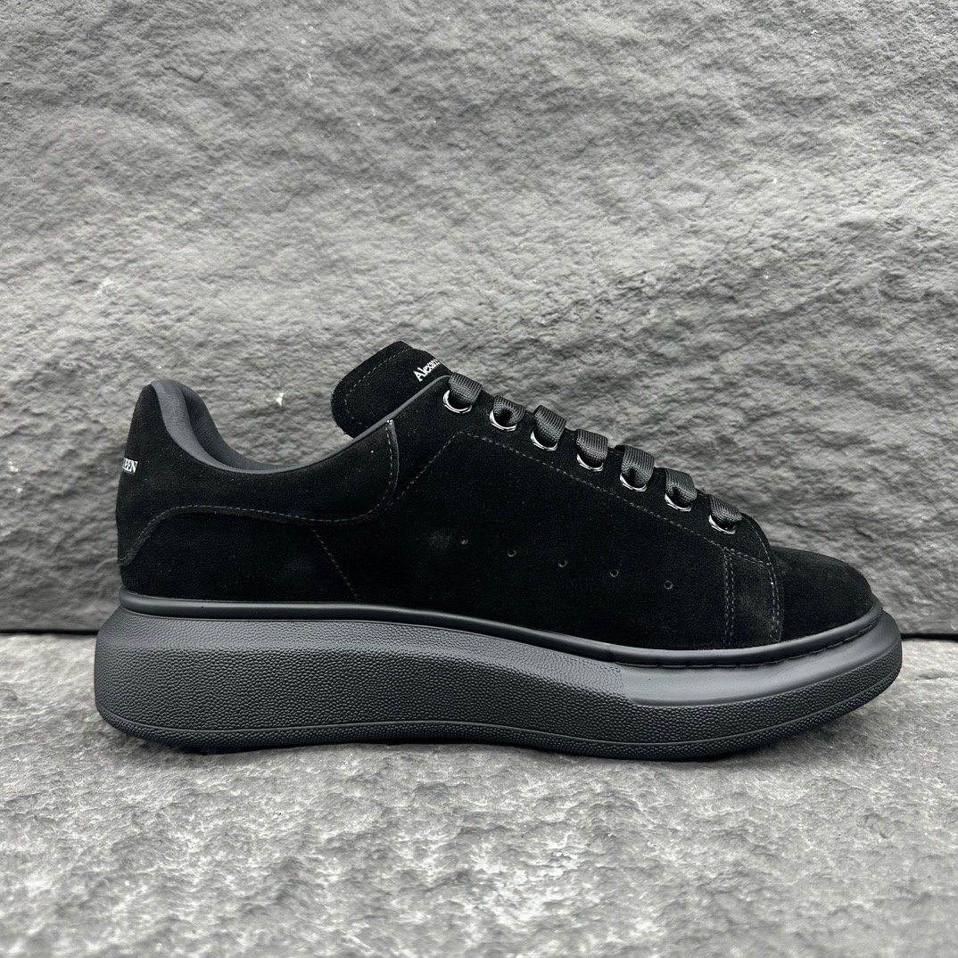 Alexander McQueen Oversized Sneaker size 36-46