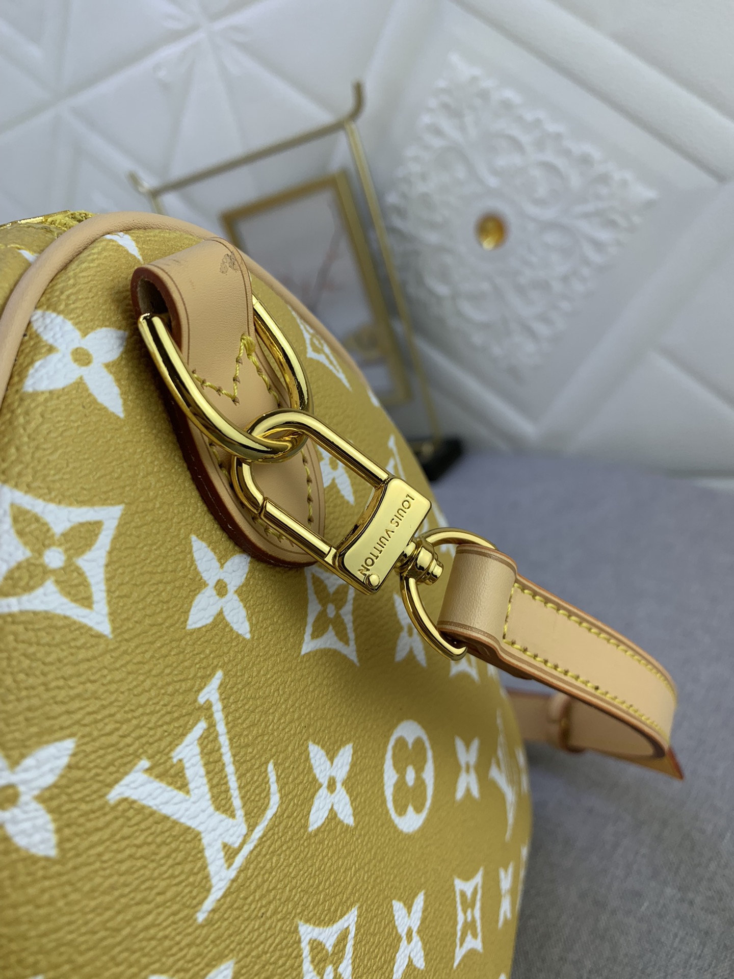 Louis Vuitton Speedy P9 Bandoulière 30 Monogram Leather Travel Bags Size 30*21*7cm