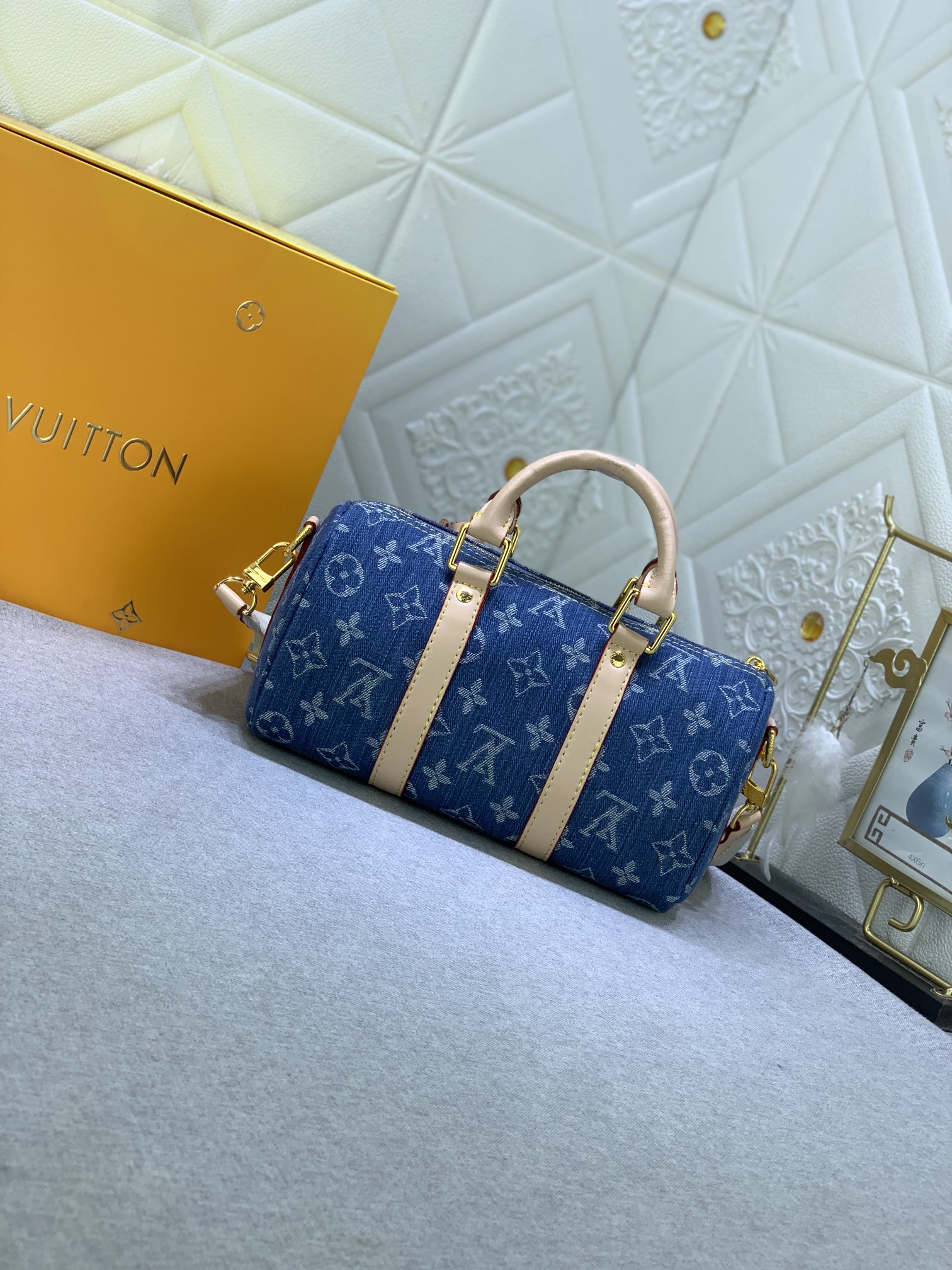 Louis Vuitton Keepall Bandoulière 25 Women Shoulder Bags