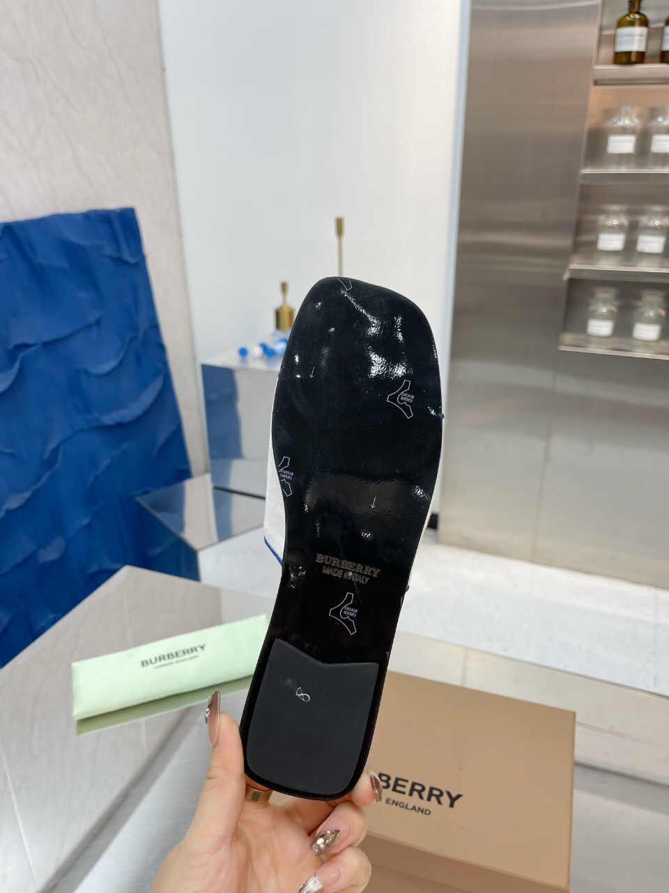 Burberry Women Slippers Size 36-41