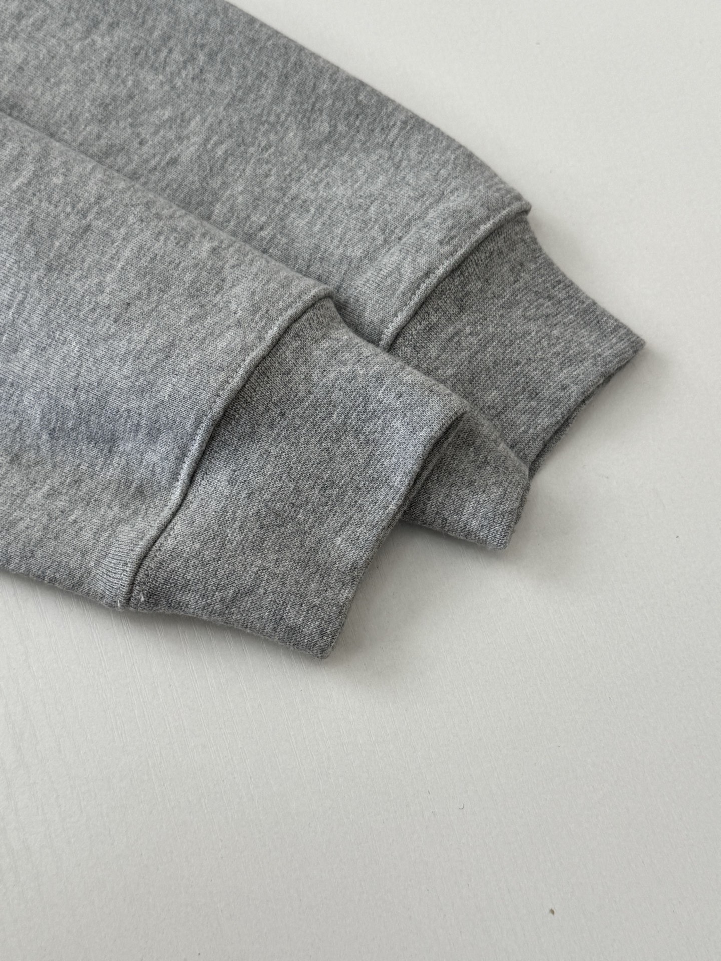 Loewe Unisex Sweatshirt Size S-XL