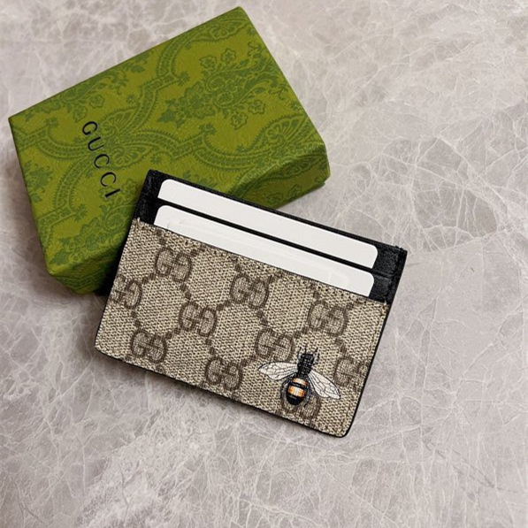 Gucci GG Kingsnake print GG Supreme Card Holder Size 10*7cm Style: 451277