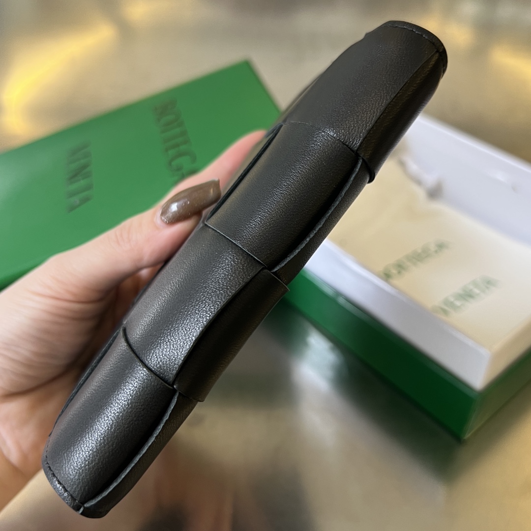 Bottega Veneta Card Holder Size 13*10cm