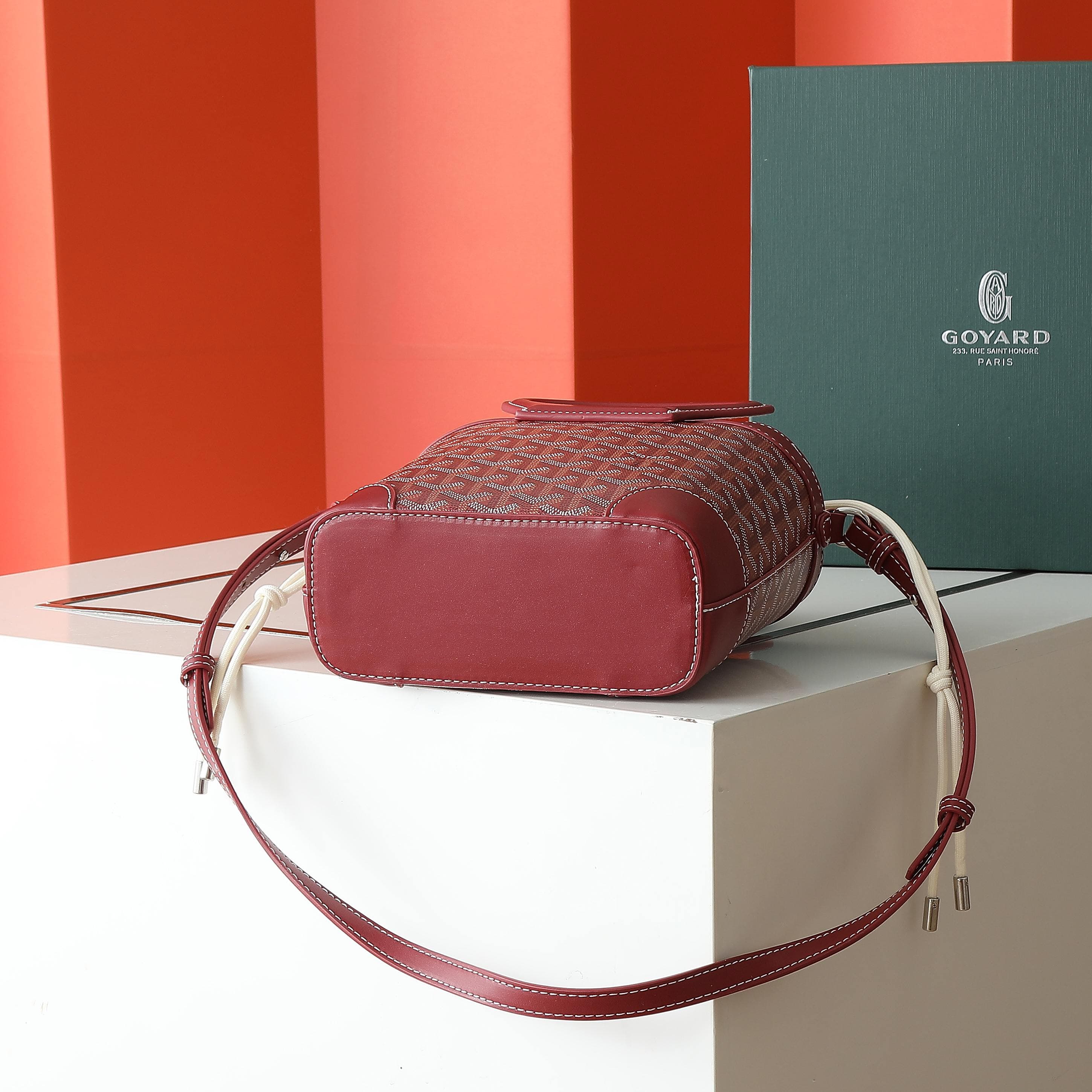 Goyard Beluga Women Shoulder Bags Size 23*18.5*8cm