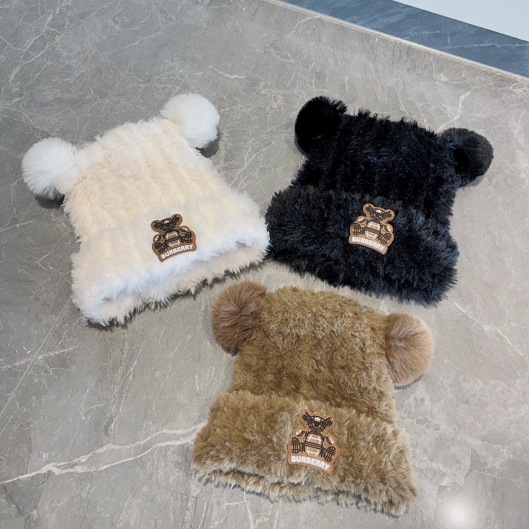 Burberry Knitted Hat 3-Color