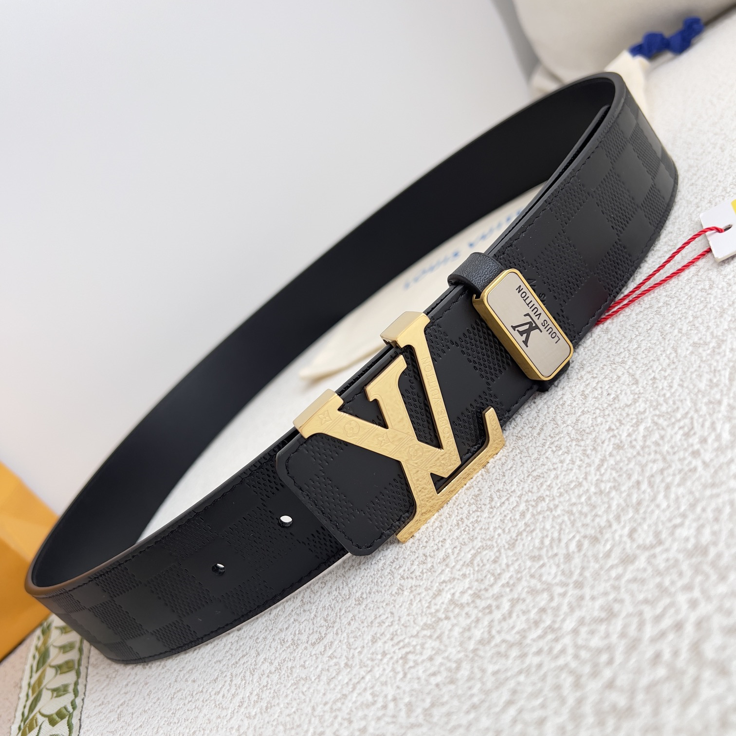 Louis Vuitton Mens Belt Width 3.8cm