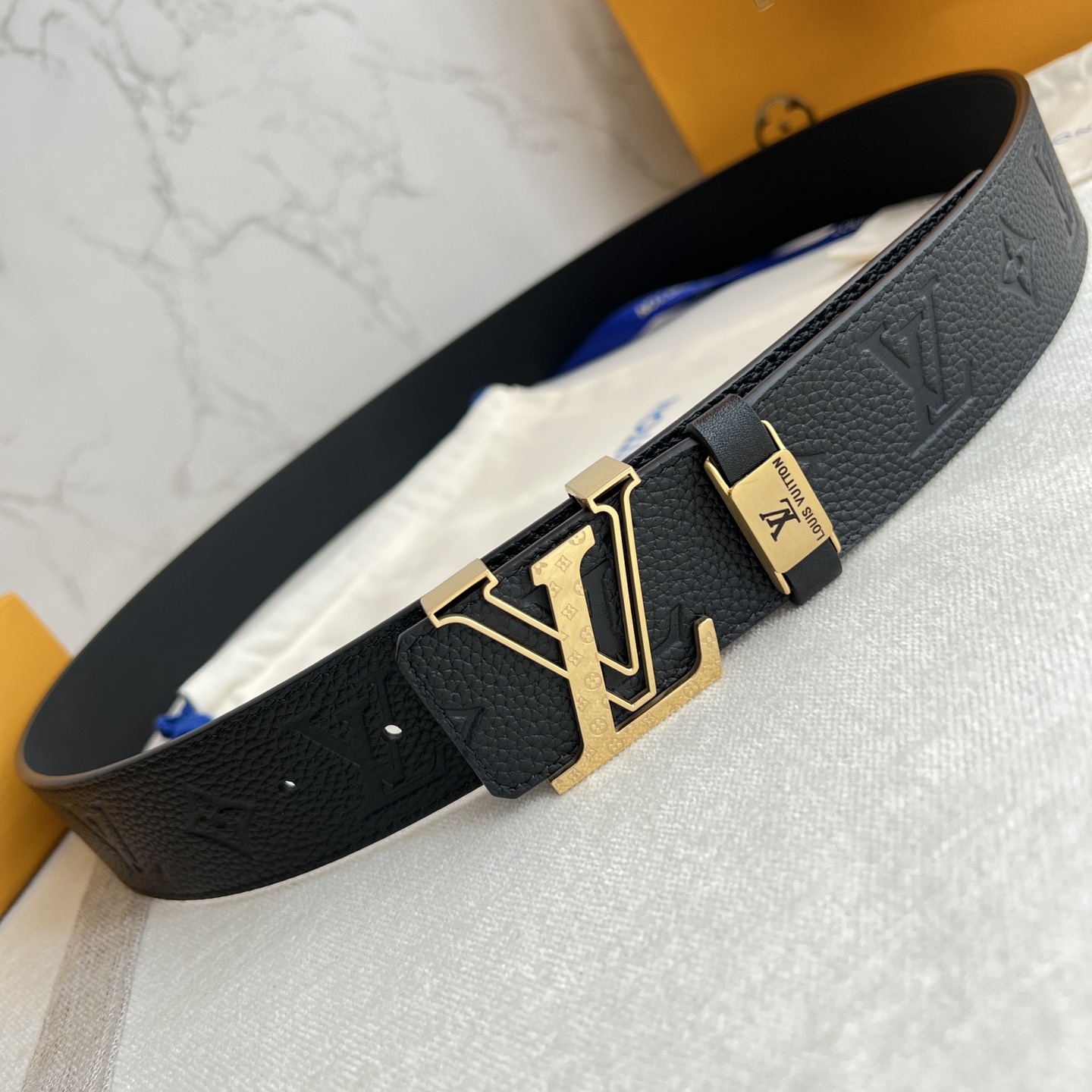 Louis Vuitton Mens Belt Width 3.8cm