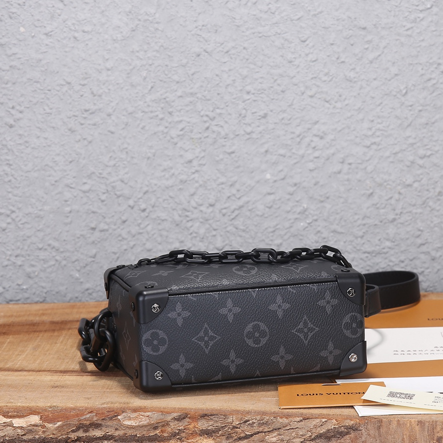 Louis Vuitton M44735 Soft Trunk Mens Shoulder Bags Size 18.5*13*8cm