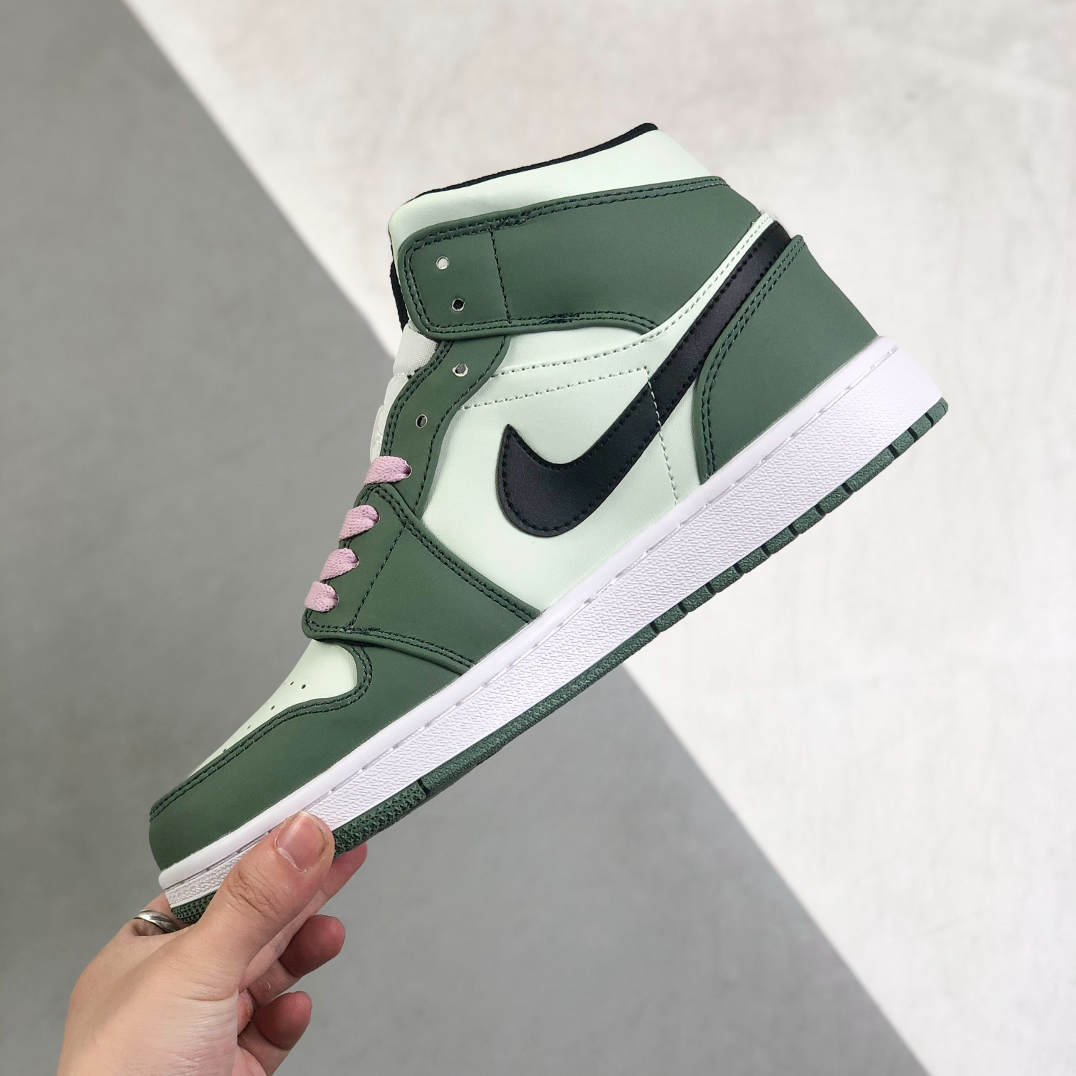 Nike Air Jordan 1 High Top Sneakers Shoes Gr. 36-46