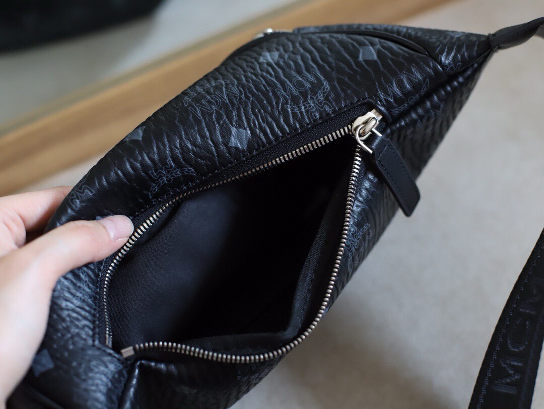 MCM Women Shoulder Bags 33*7*11cm