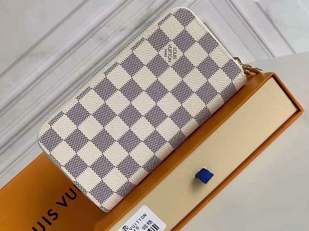 Louis Vuitton Men Wallet M61723 19*10*4cm