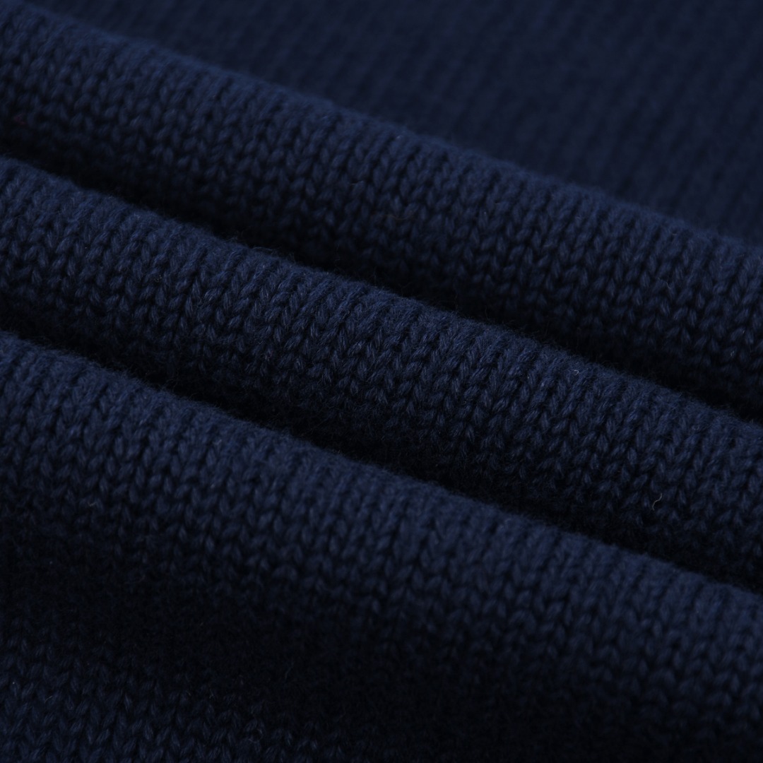 Gucci Unisex Sweatshirt Size S-XL