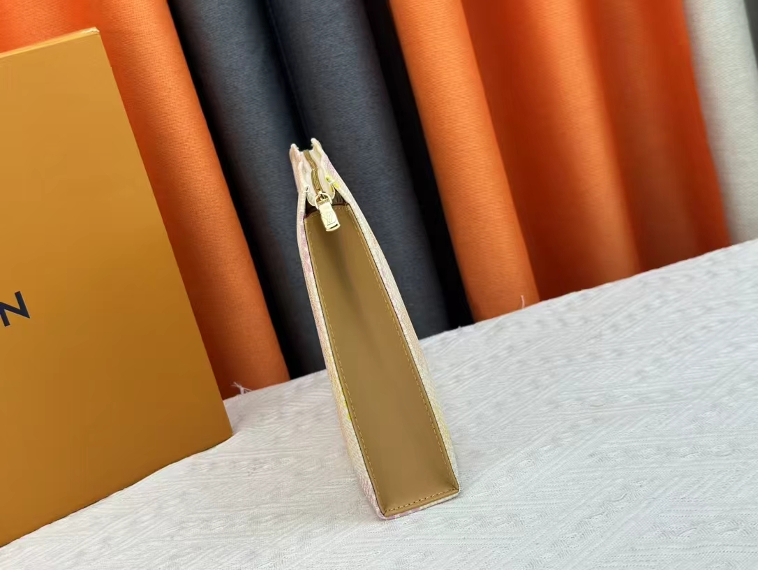 Louis Vuitton Monogram Titanium Clutch Bags Size 26*20*5cm