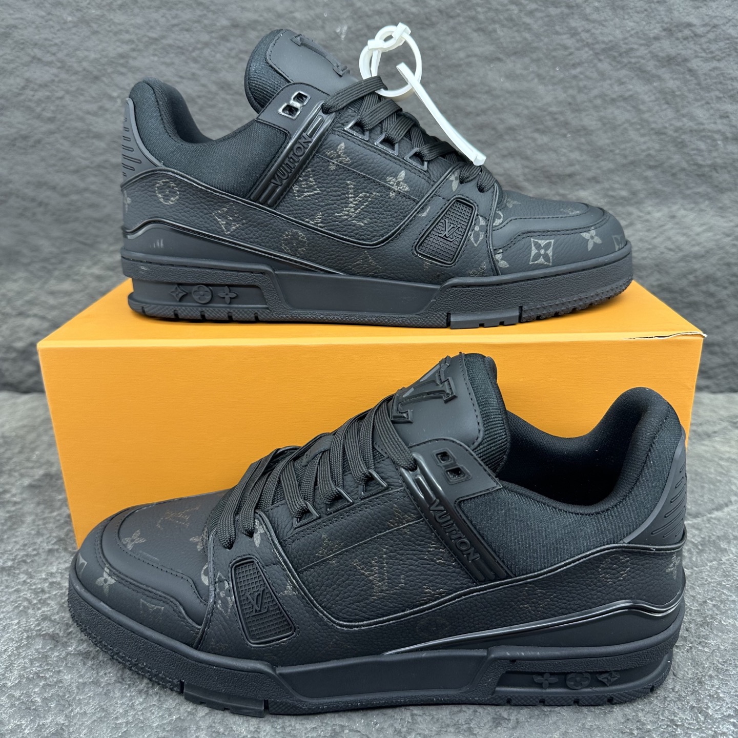 Louis Vuitton LV Trainer Sneaker Size 36-46