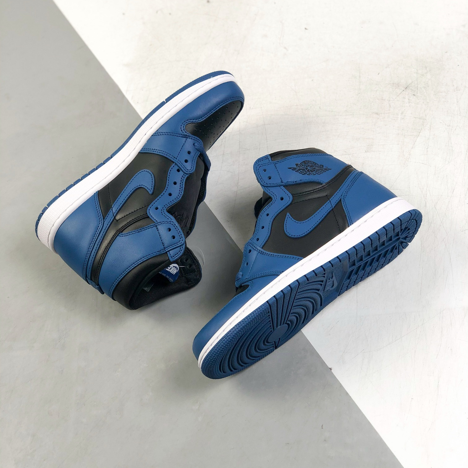 Nike Air Jordan 1 High Top Sneakers Shoes Gr. 36-46