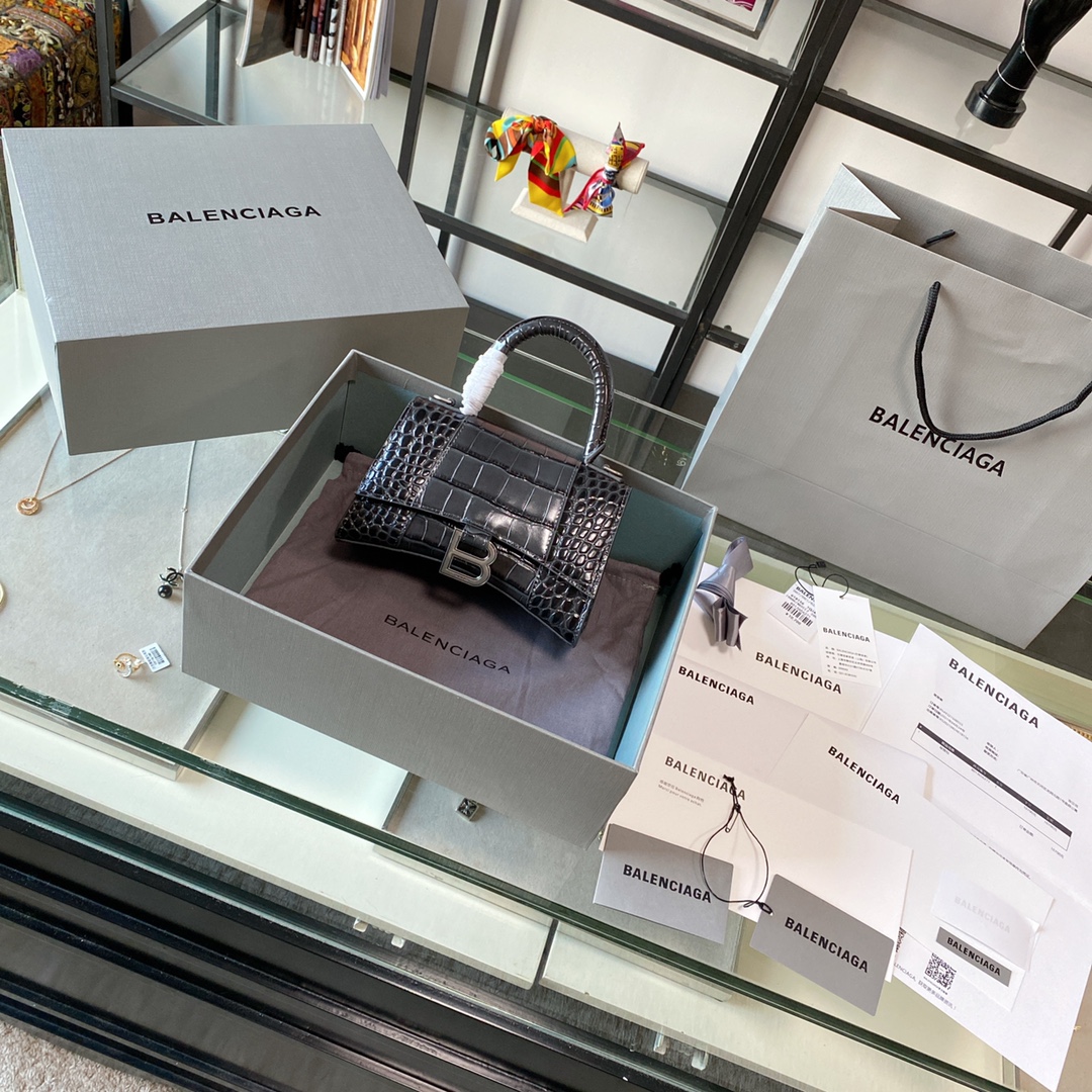 Balenciaga Women Shoulder Bags Handbags 2-Size