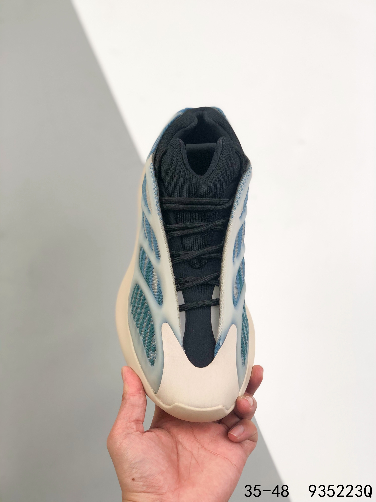 Yeezy 700 V3 Mens/Women's Sneakers Shoes 35 - 48