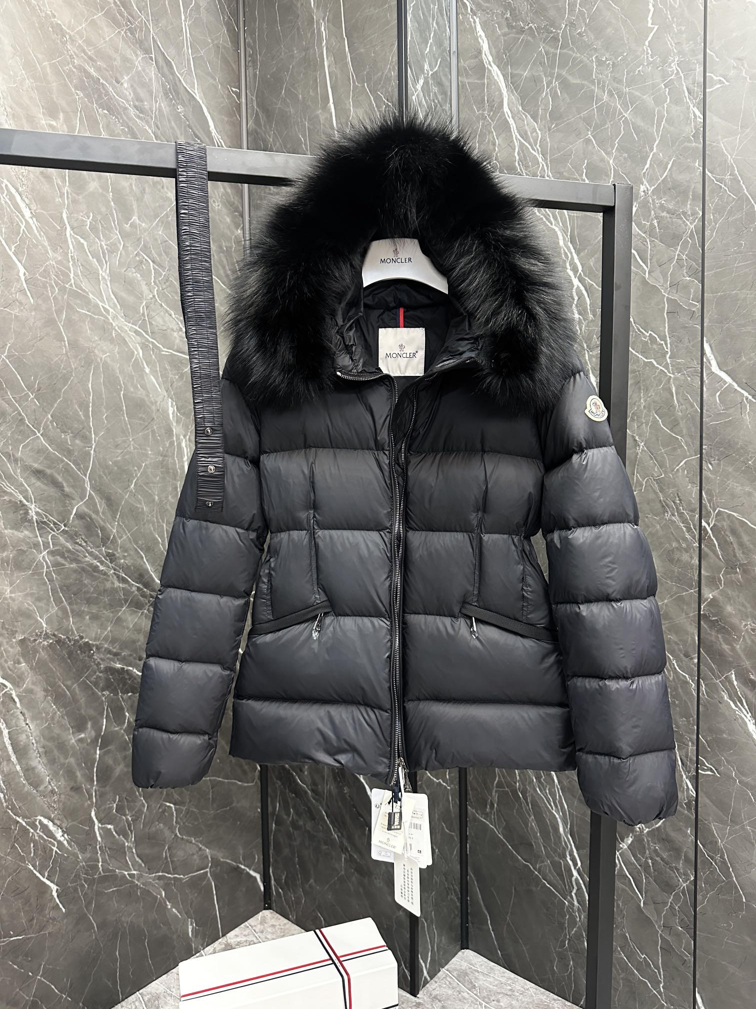 Moncler Boed Women Down Jacket Size S-XL