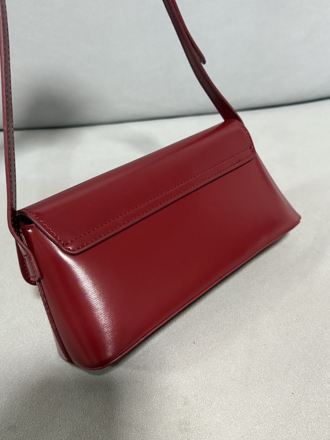 Celine 25ss Lulu Women Shoulder Bags Size 24*11.5*8cm