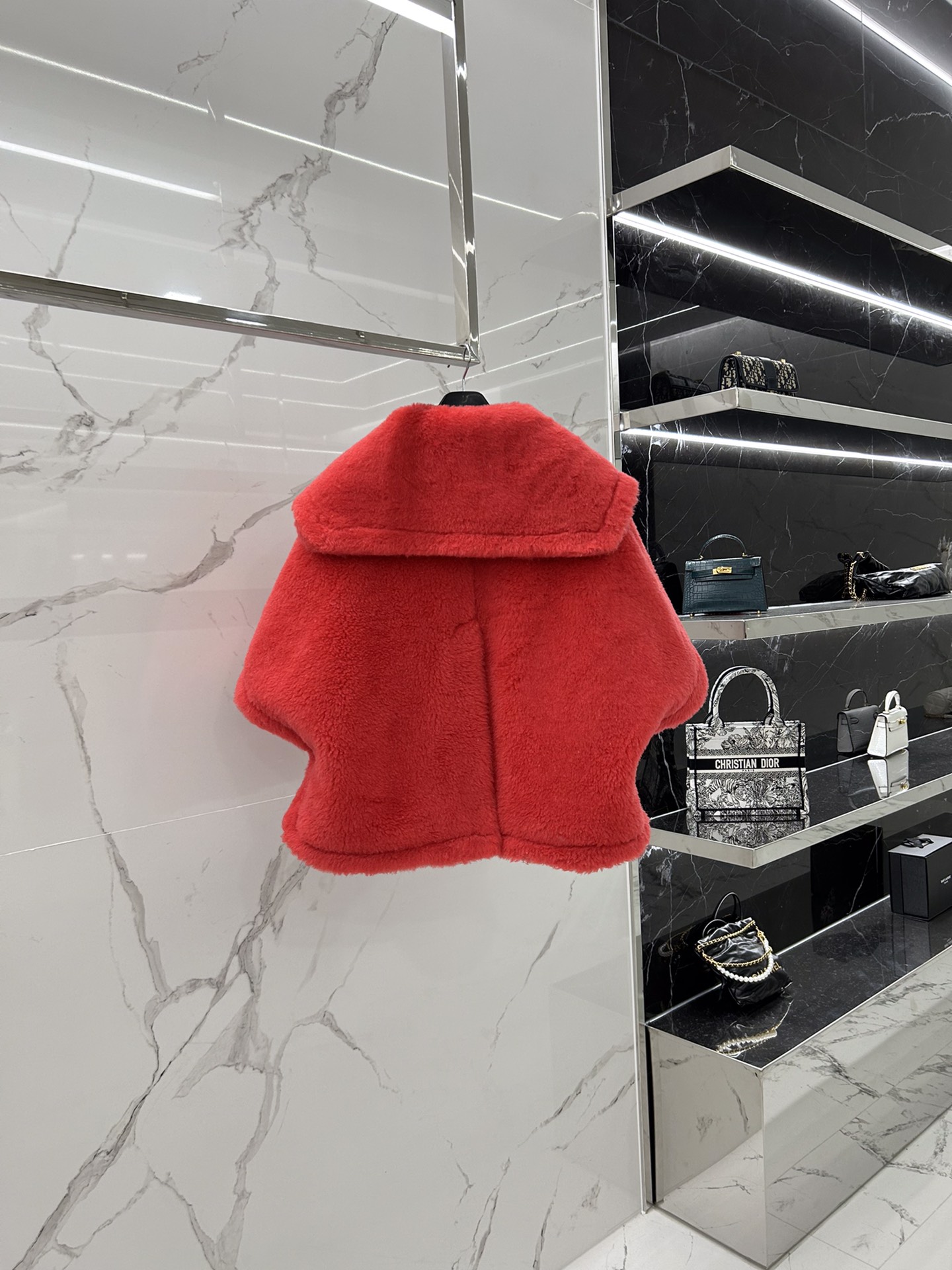 Max Mara Teddy Cape short style one size fits all