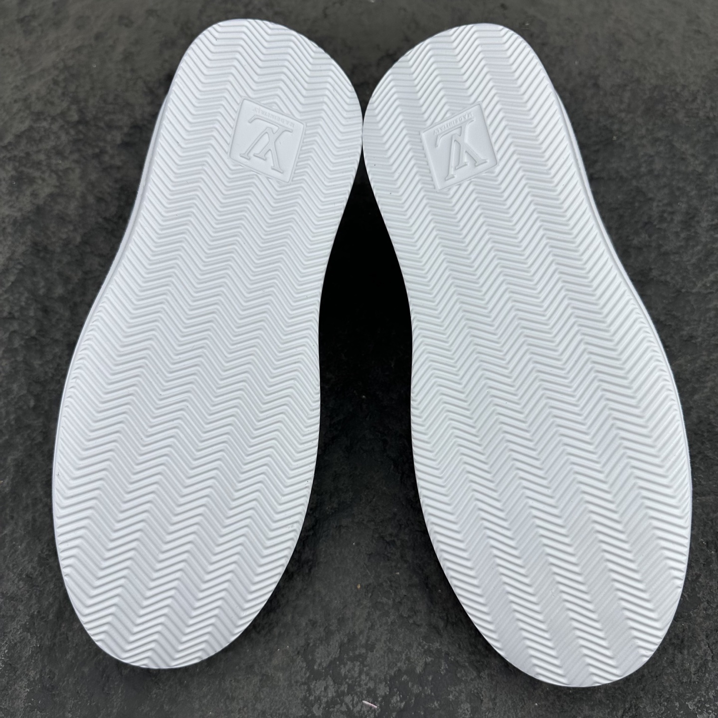 Louis Vuitton LV Beverly Hills Sneaker Size 39-46