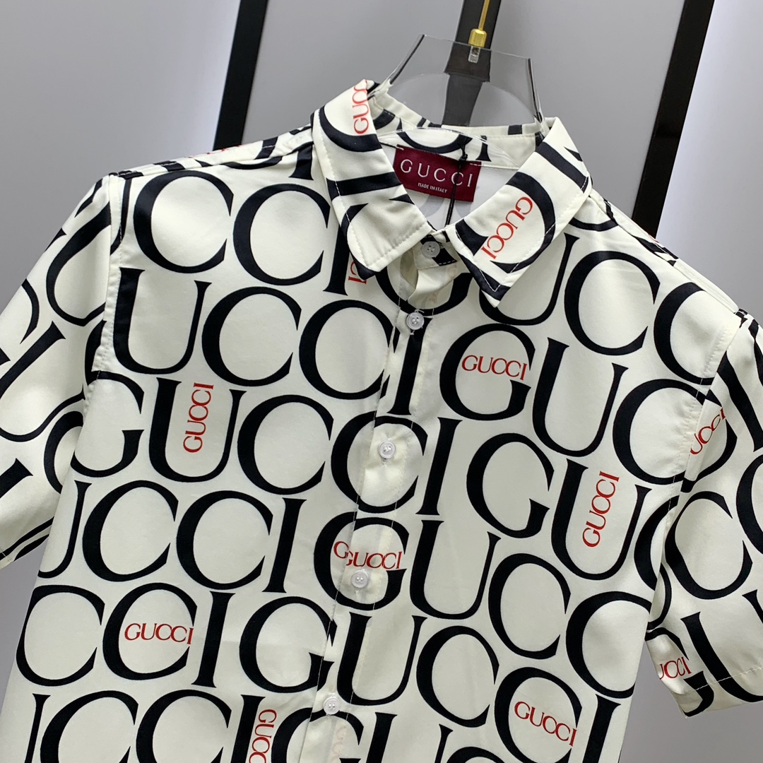 Gucci Sommeranzug Size M-XXL