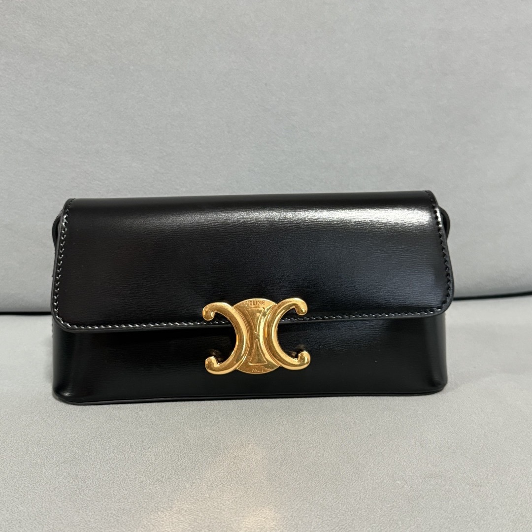 Celine 25ss Lulu Women Shoulder Bags Size 24*11.5*8cm