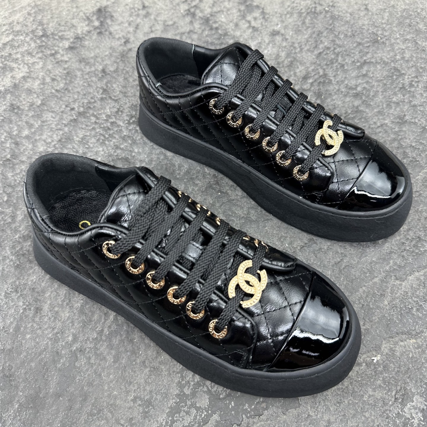 Chanel 2025ss Women Sneaker Size 35-40