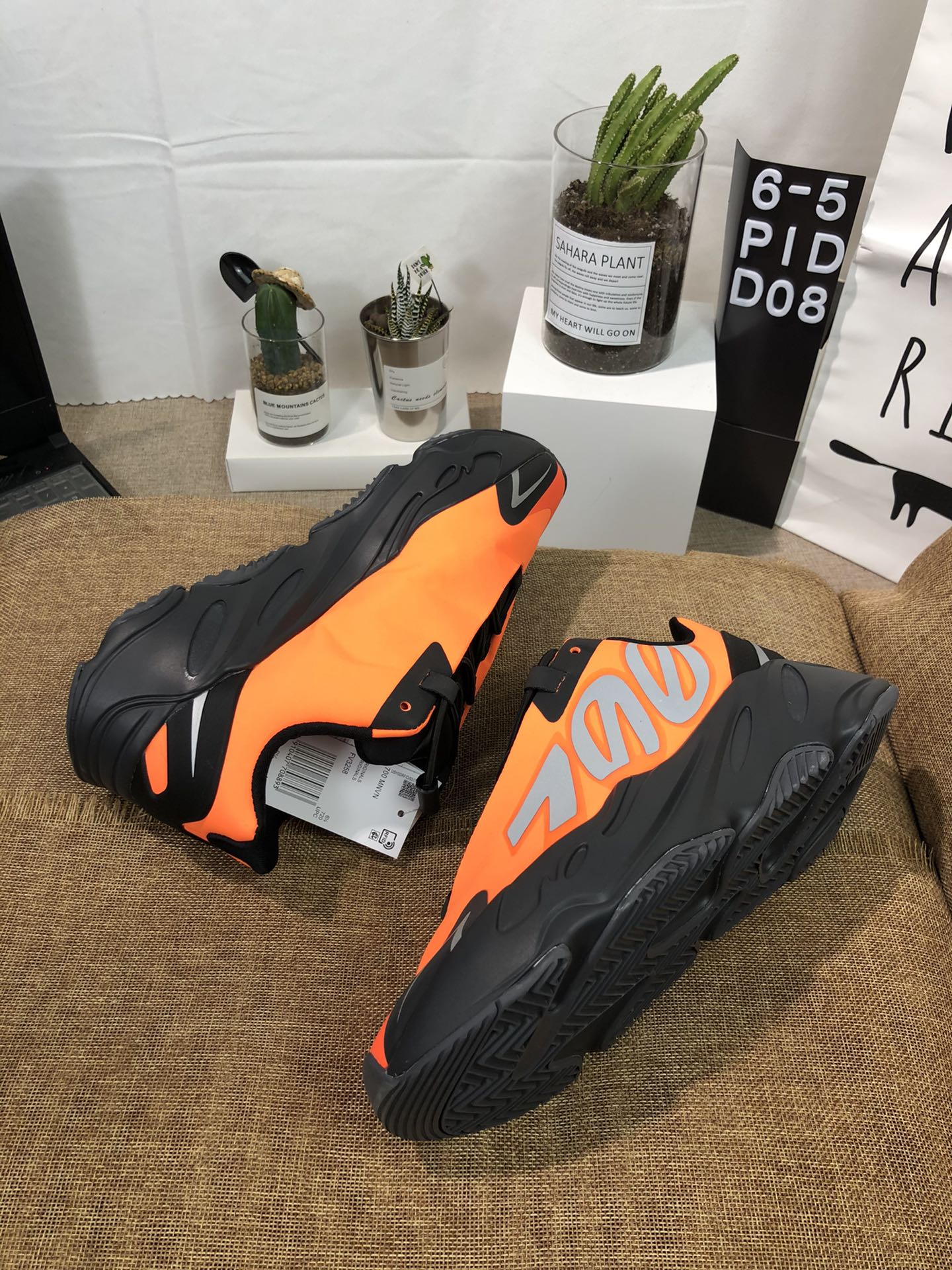 Yeezy 700 V2 Mens/Women's Sneakers Shoes 36 - 45